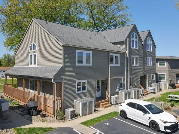 13011 W Lake Rd APT 10B, Vermilion, OH 44089
