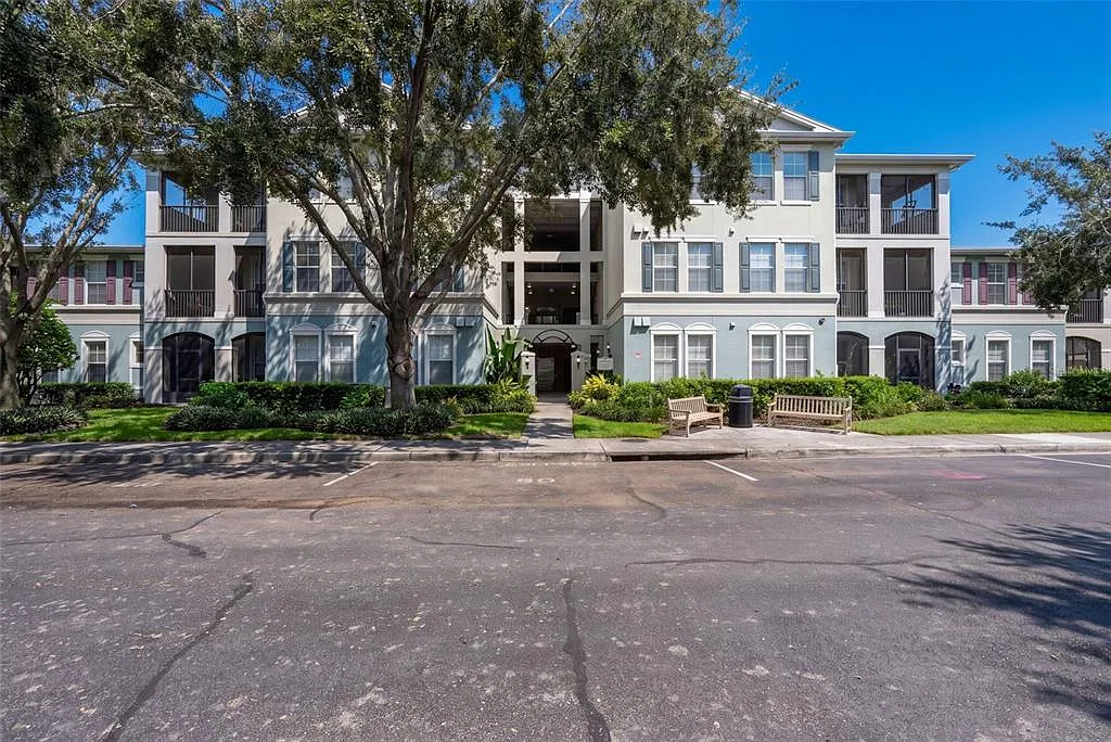3 bed, 2.0 bath, 1455 sqft, $2,500 — Photo 1