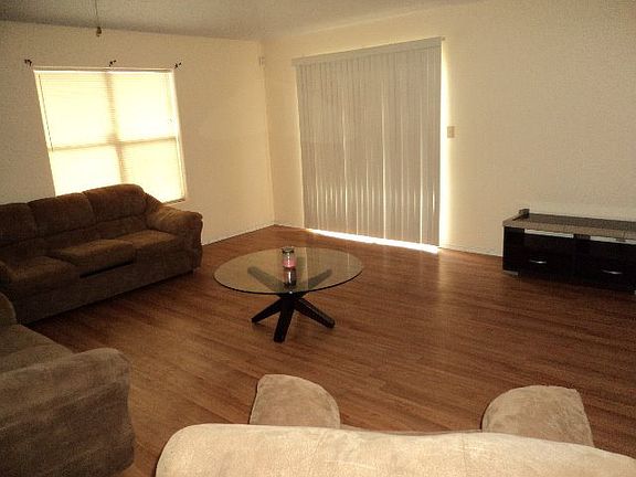 4th image of 1695 Zamora Dr