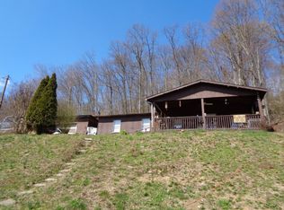 33 Young Rd, Charleston, WV 25320