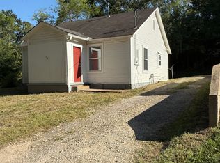 208 E Brandon St, Overton, TX 75684