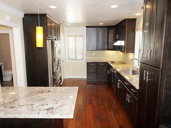 4th image of 20288 Pacifica Dr