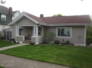 527 S Jefferson St, Hastings, MI 49058