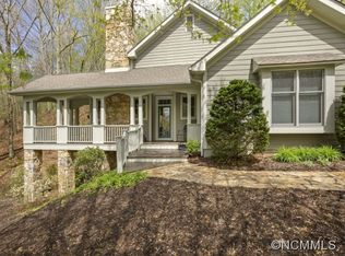 205 E Chimney Xing, Hendersonville, NC 28739
