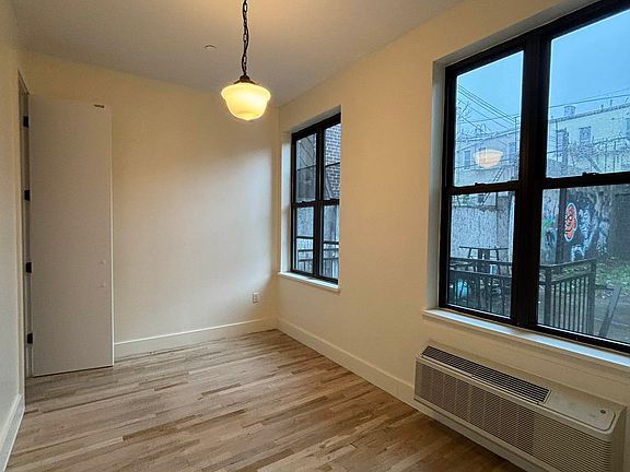 3rd image of 181 Troutman St #1D