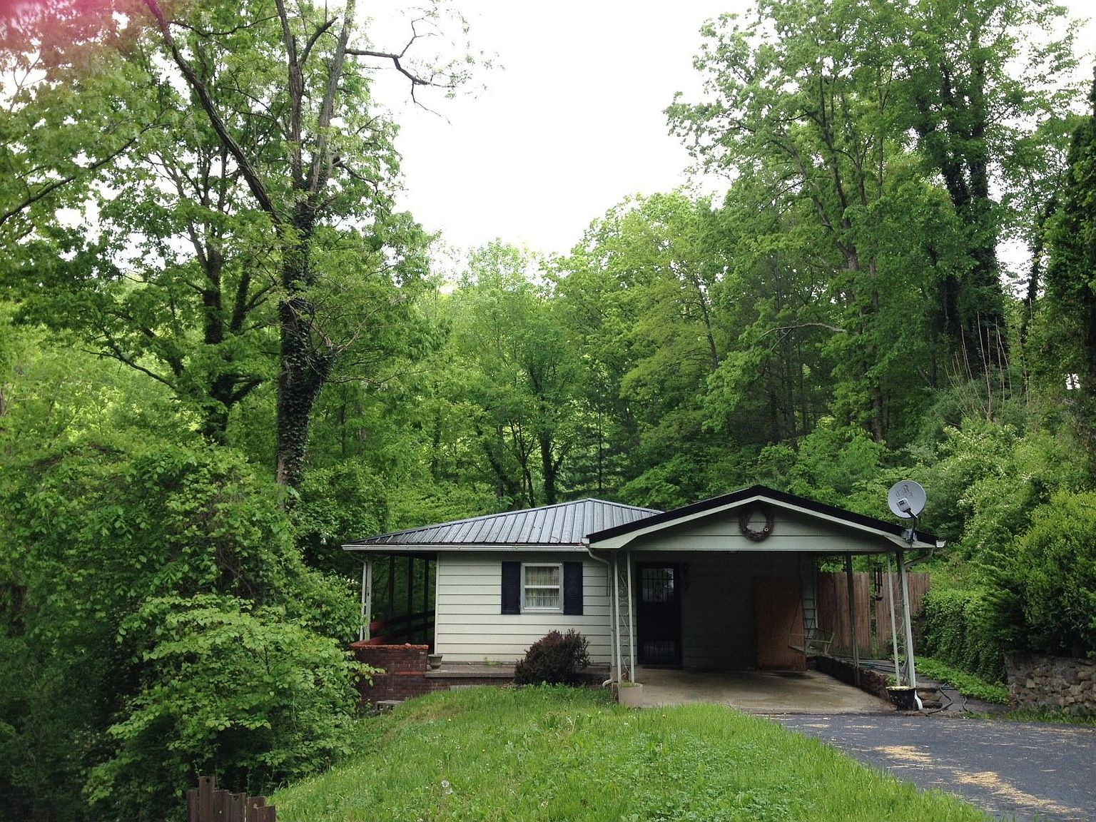 433 Sun Valley Ter, Hazard, KY 41701 Zillow