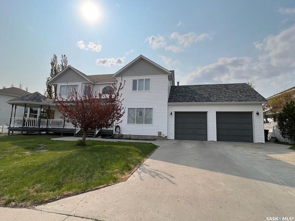 31 McEwen Dr, Kindersley, SK S0L 1S1 MLS SK929526 Zillow