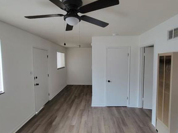 3rd image of 1132 Wyoming St APT 3