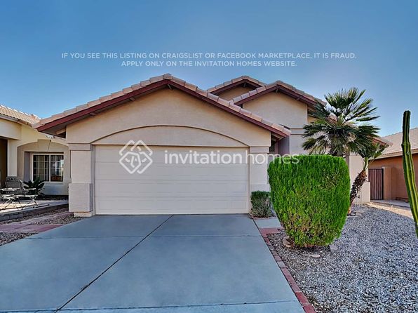 1032 N Hudson Pl
