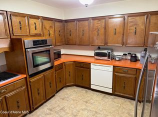 200 S Juniper Ct, Post Falls, ID 83854