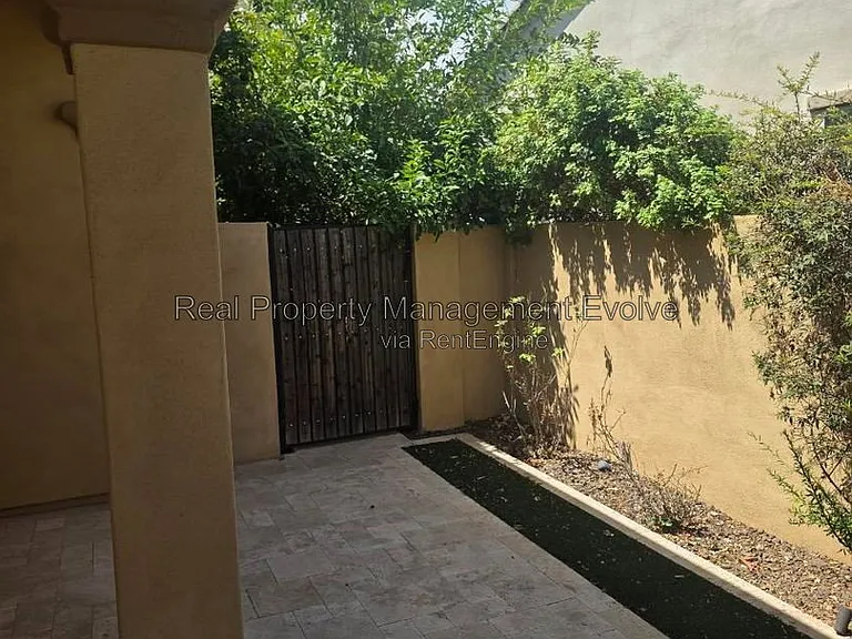 2307 E Mahogany Pl — Photo 5