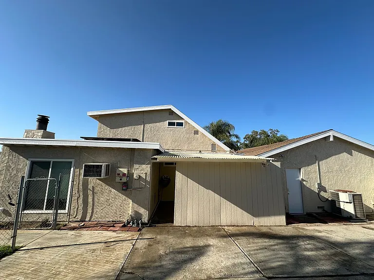 1604 Avenida Del Vis — Photo 28