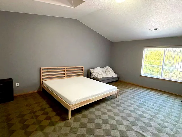 7934 SE Tibbetts St — Photo 5
