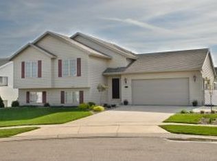 5214 Pinehurst Ln NW, Rochester, MN 55901