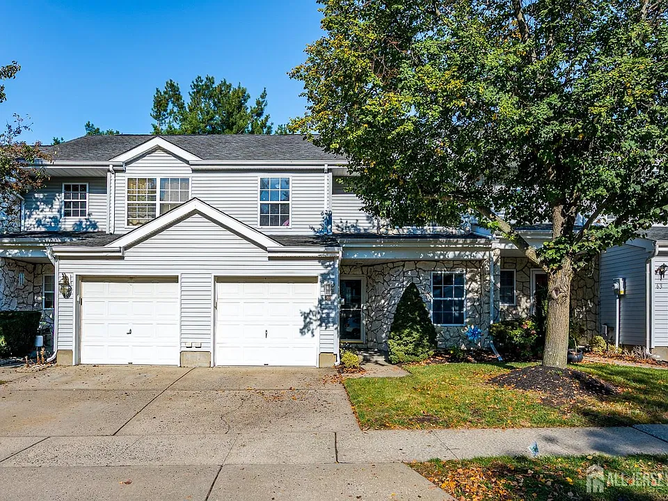 61 Sand Hill Rd
