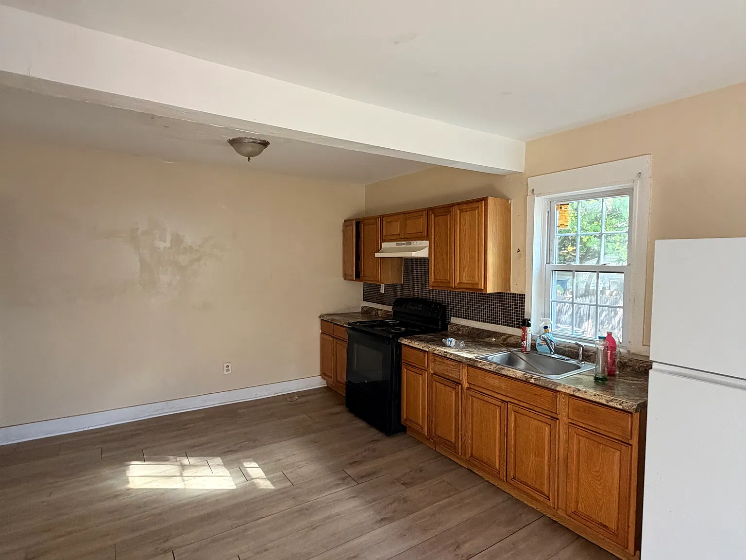 355 Shelton Ave — Photo 3