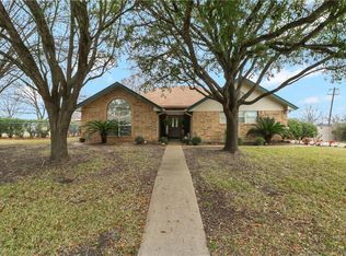 1710 Oaklawn Dr, Taylor, TX 76574