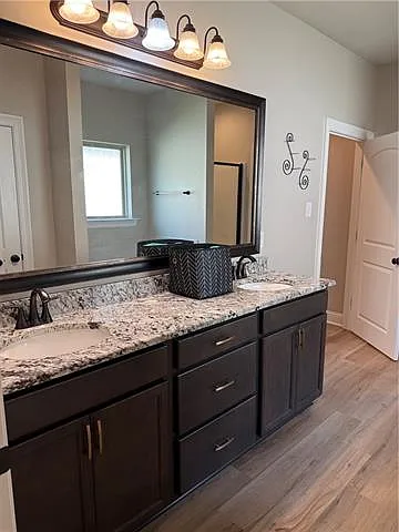 557 Claiborne Trails Dr — Photo 25