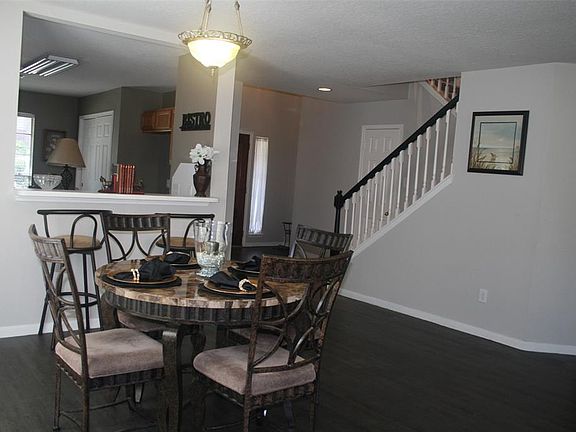 4th image of 14626 Bladenboro Dr