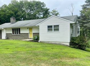 3 Lk Wallkill Rd, Sussex, NJ 07461