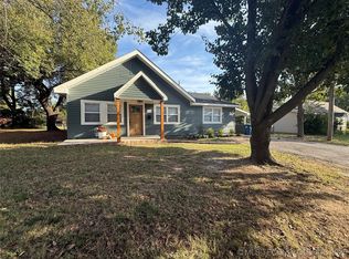 1224 E Cherry St, Cherry, OK 74023