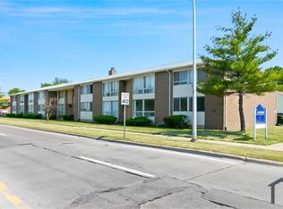 16840 E Eleven Mile Rd #104, Roseville, MI 48066