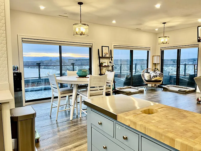 The Residences at the Franco — Photo 8