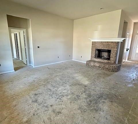 4th image of 1201 Anthony St