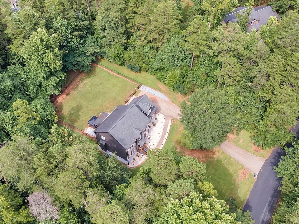 1st image of 412 Lakecrest Dr