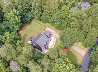 412 Lakecrest Dr, Spartanburg, SC 29301