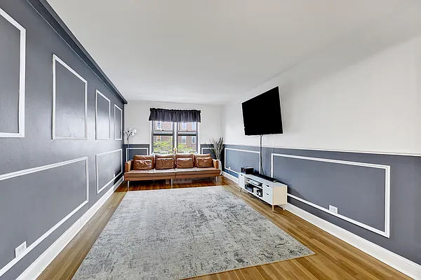 Sold by REMAX Elite | media 5