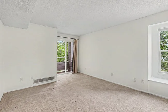 6880 Zenobia Cir — Photo 7