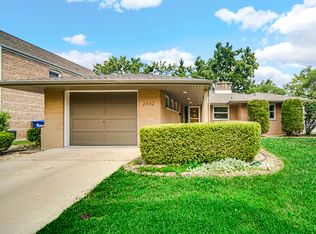 2042 Spruce Rd, Homewood, IL 60430