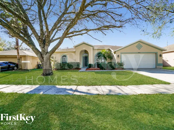 4434 Brandon Ridge Dr, Valrico, FL 33594