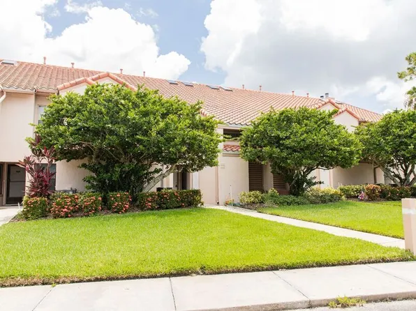 1902 Garden Lake Dr, Winter Haven, FL 33884