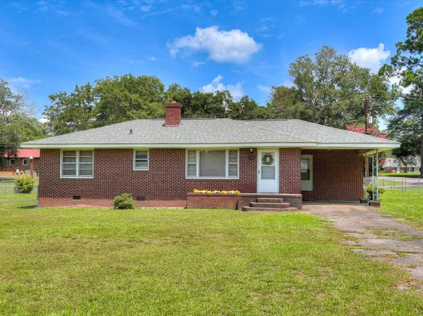 800 Woodside Dr, Johnston, SC 29832