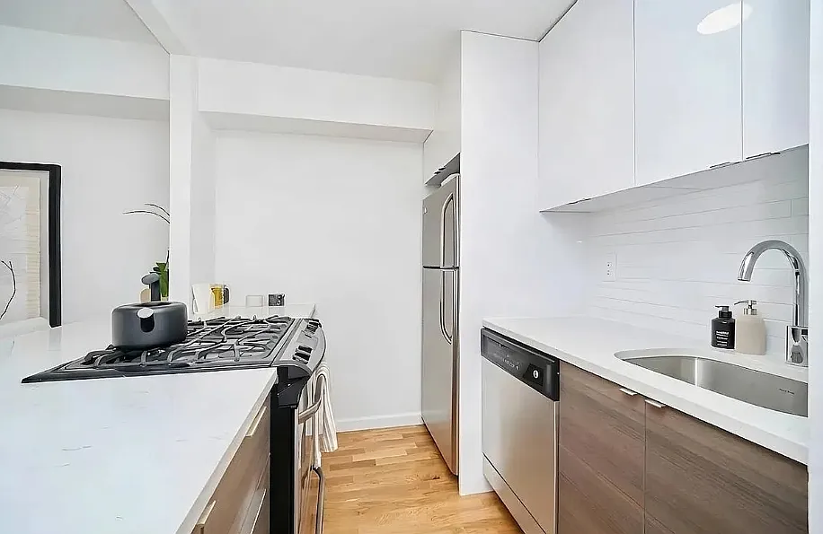 298 Mulberry Street — Photo 3
