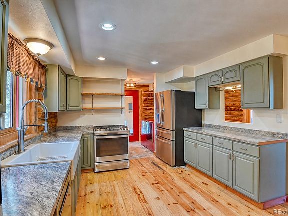 4th image of 18515 Steeplechase Drive