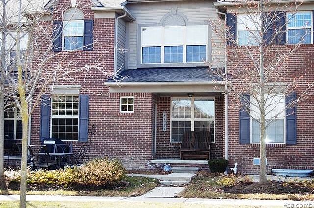 1st image of 41351 N Maplewood Dr #61