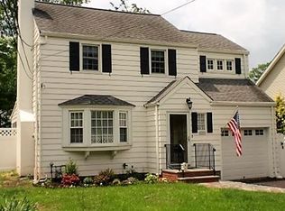 331 Grove Ave, Metuchen, NJ 08840