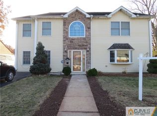 28 Caldwell Rd, Edison, NJ 08817