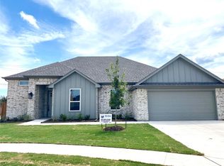 1209 Bear Creek Rd, Weatherford, TX 76086