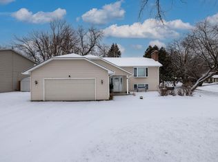 7548 Edgewood Ave N, Brooklyn Park, MN 55428