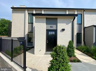 19510 Village Walk Dr UNIT 2-205, Montgomery Village, MD 20886