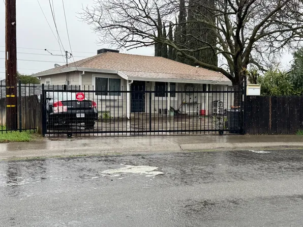 1033 Silvano St, Sacramento, CA 95838