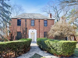 6100 N Caldwell Ave, Chicago, IL 60646