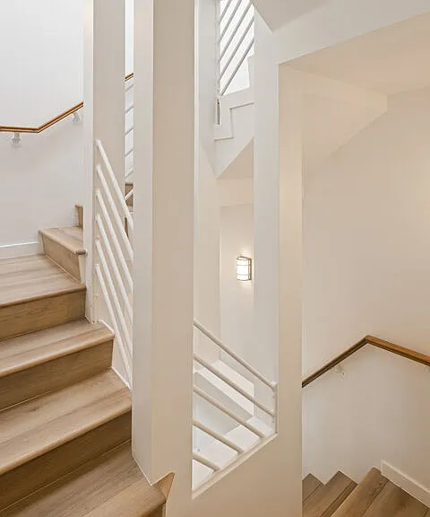 823 N Martel Ave #2 — Photo 8