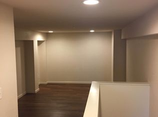 211 Willey St APT 205, Morgantown, WV 26505