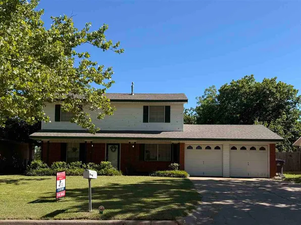 5714 NW Ash Ave, Lawton, OK 73505
