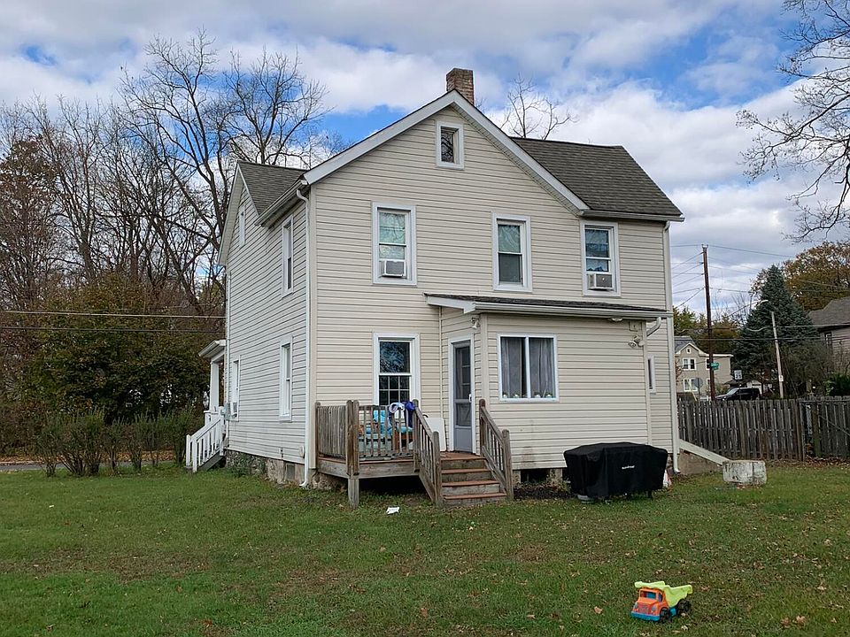 105 Lenox Ave, East Stroudsburg, PA 18301 Zillow